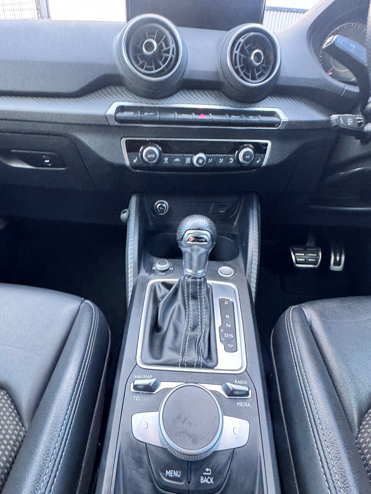 AUDI Q2 S-LINE 2017 WHITE - Image 20
