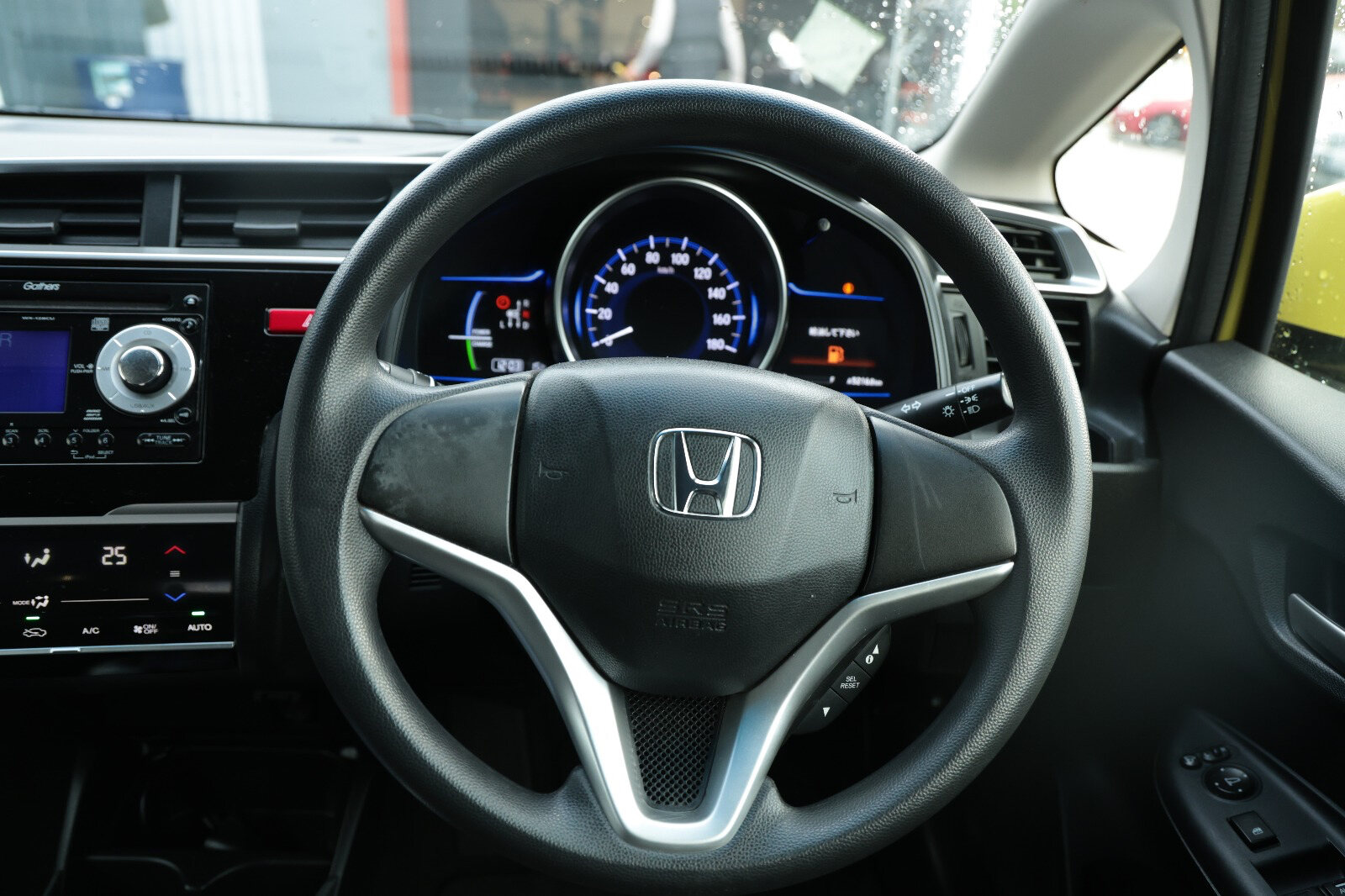 HONDA FIT HYBRID YELLOW 2013 - Image 8