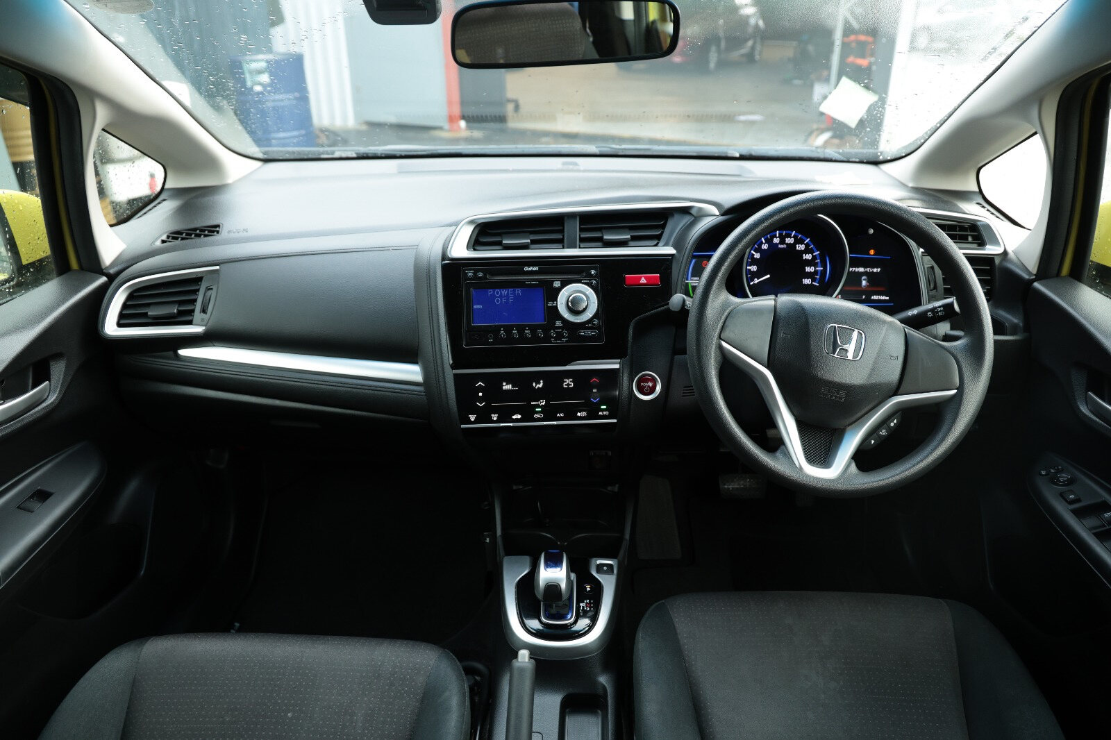 HONDA FIT HYBRID YELLOW 2013 - Image 7