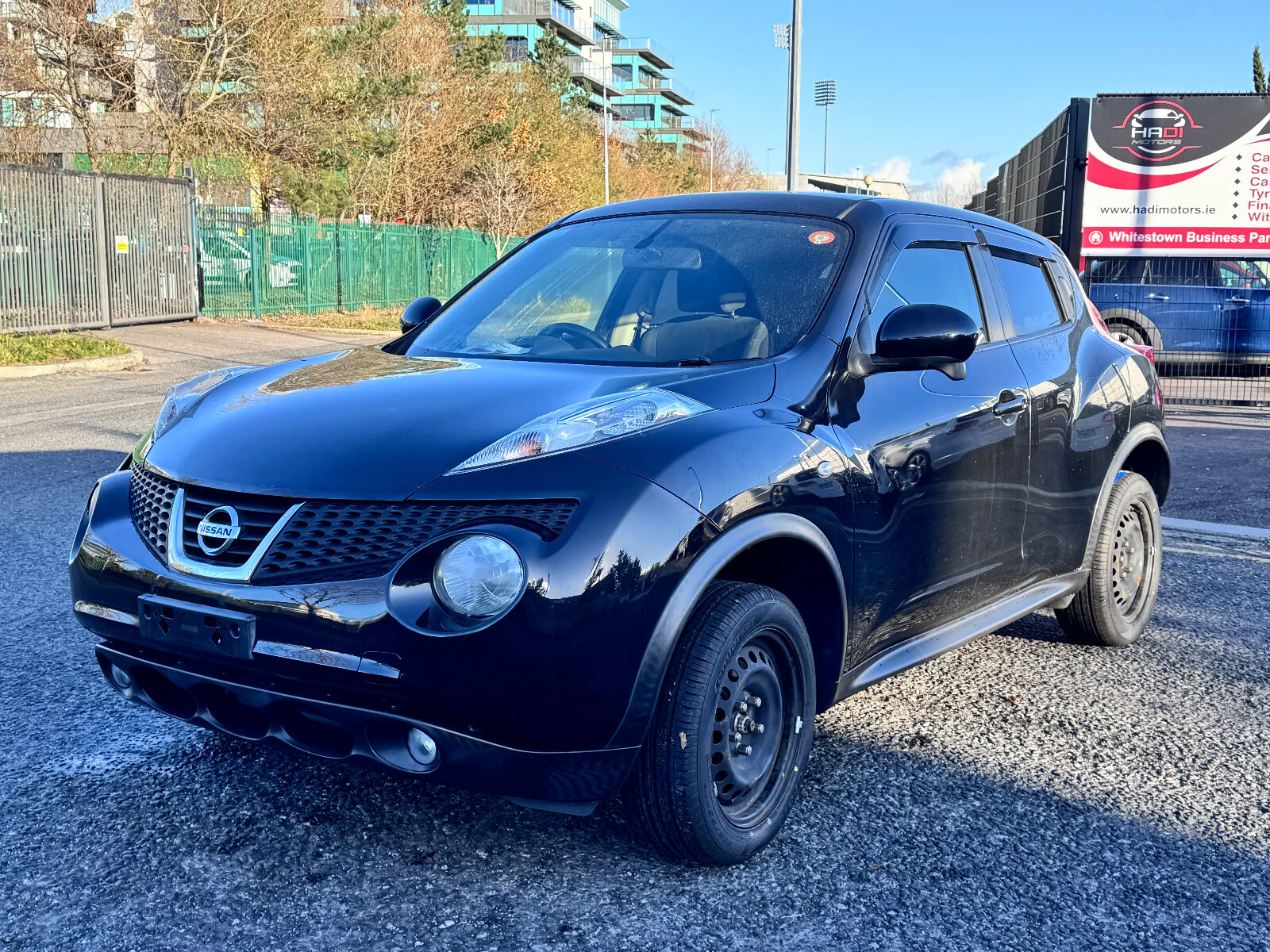 NISSAN JUKE 2013 BLACK - Image 2