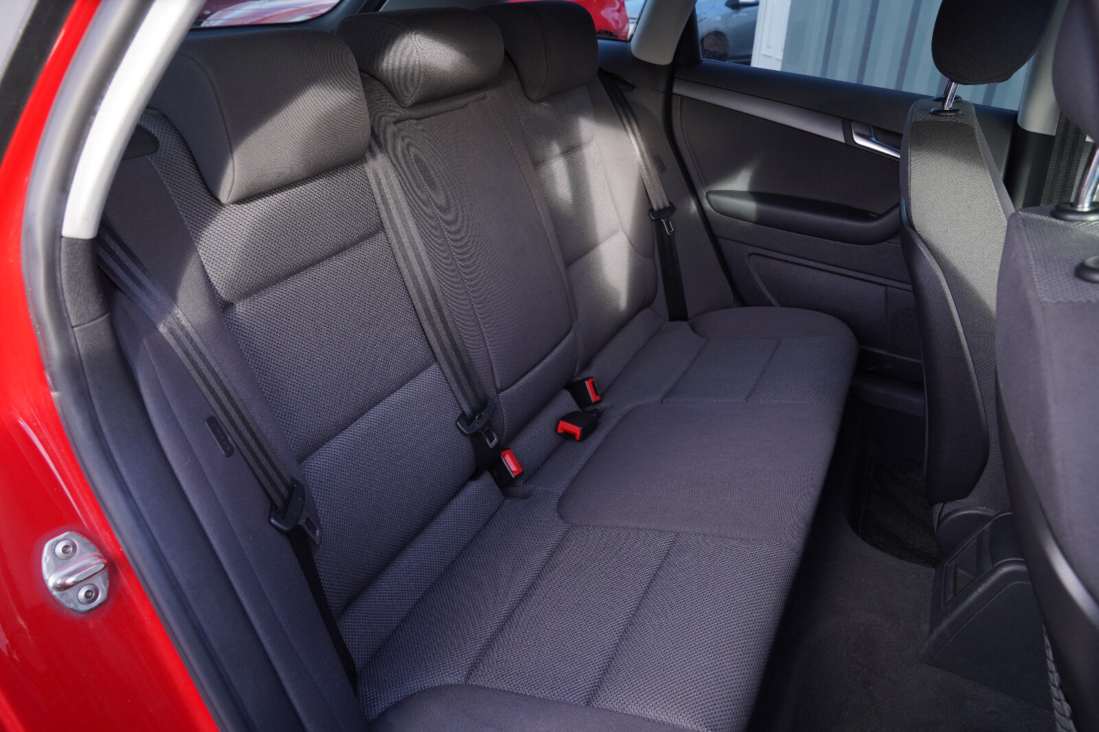 AUDI A3 RED 1.4 2011 LOW MILLAGE - Image 11