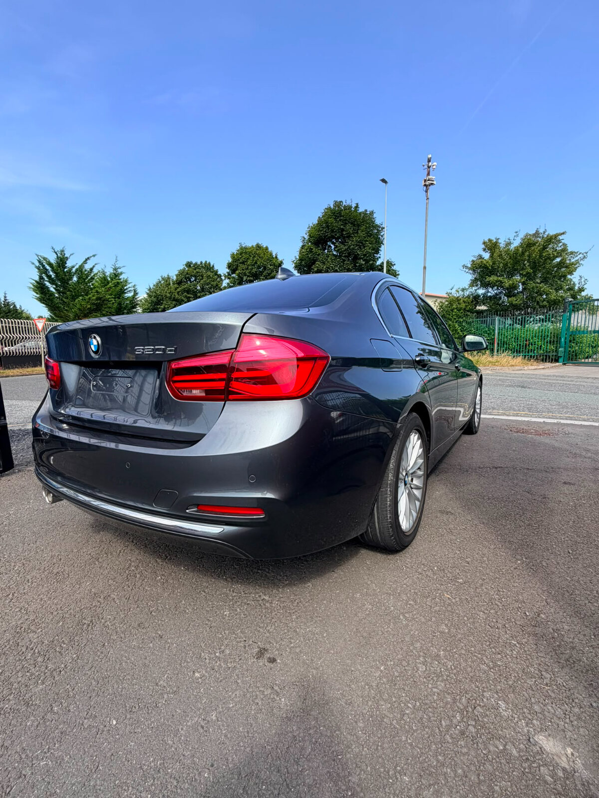 BMW 320d 2017 Automatic Japanese Import - Image 4