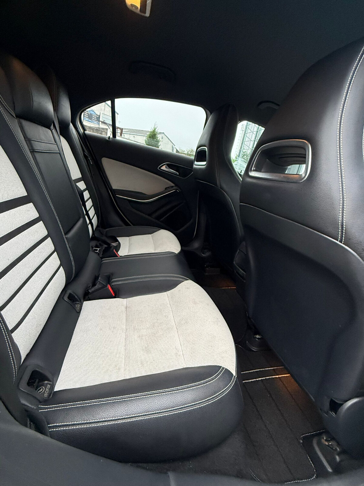 MERCEDES- BENZ A180 2014 (deposit taken) - Image 18