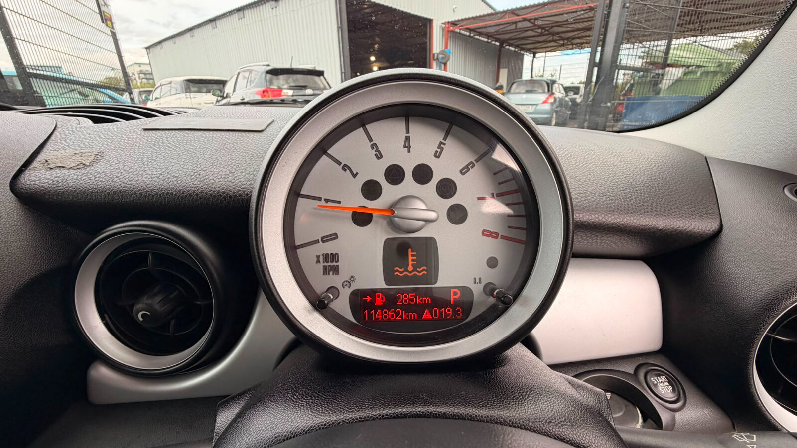 MINI Cooper 2011 1.6 petrol auto - Image 16