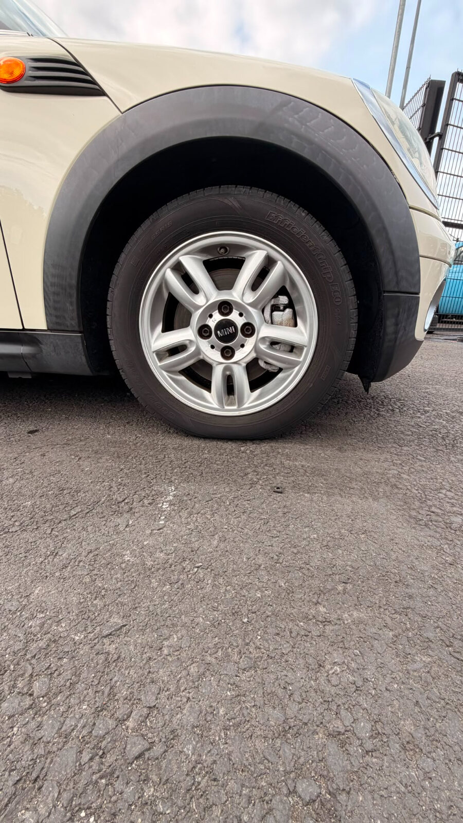 MINI Cooper 2011 1.6 petrol auto - Image 9