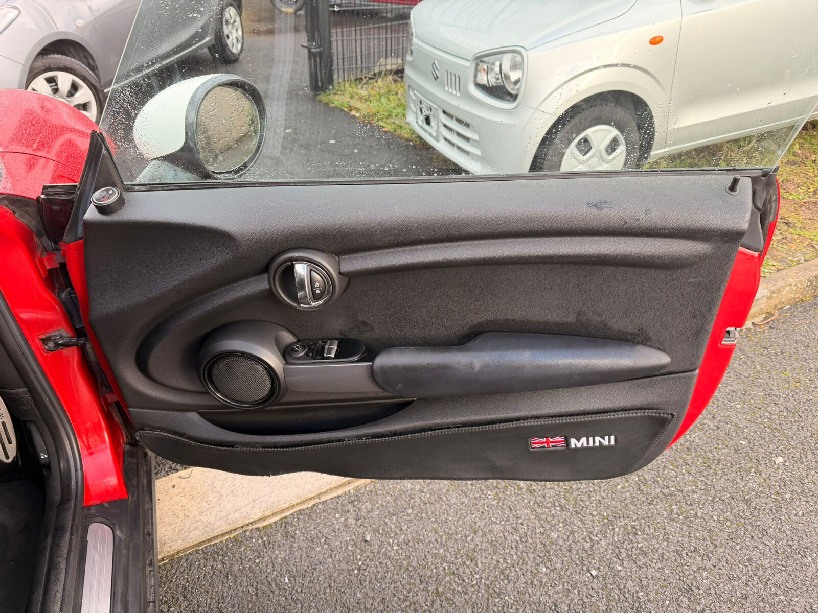 MINI COOPER 1.5 AUTO 2014 RED - 107,000KM - Image 8