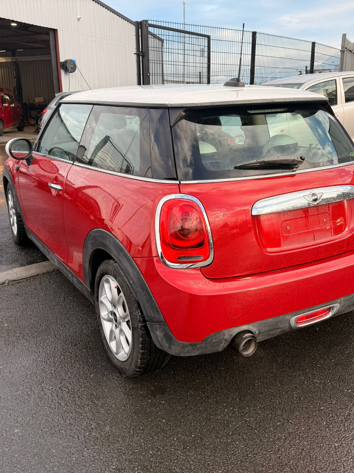 MINI COOPER 1.5 AUTO 2014 RED - 107,000KM - Image 2