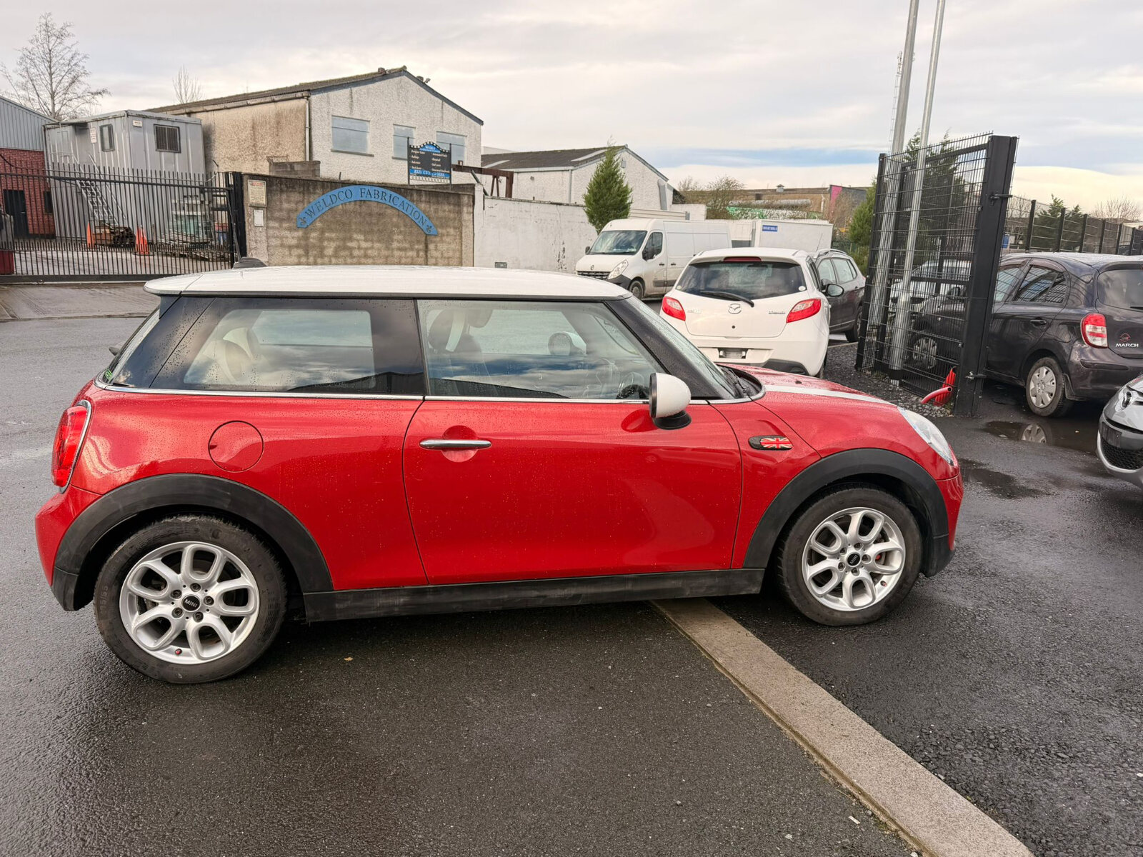 MINI COOPER 1.5 AUTO 2014 RED - 107,000KM - Image 3