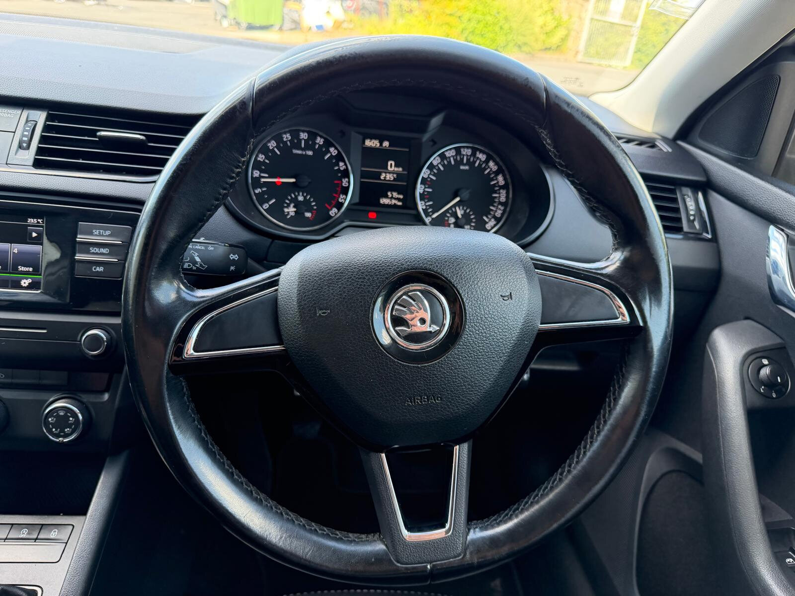 Skoda Octavia 2016 1.6 TDI Active - Image 17