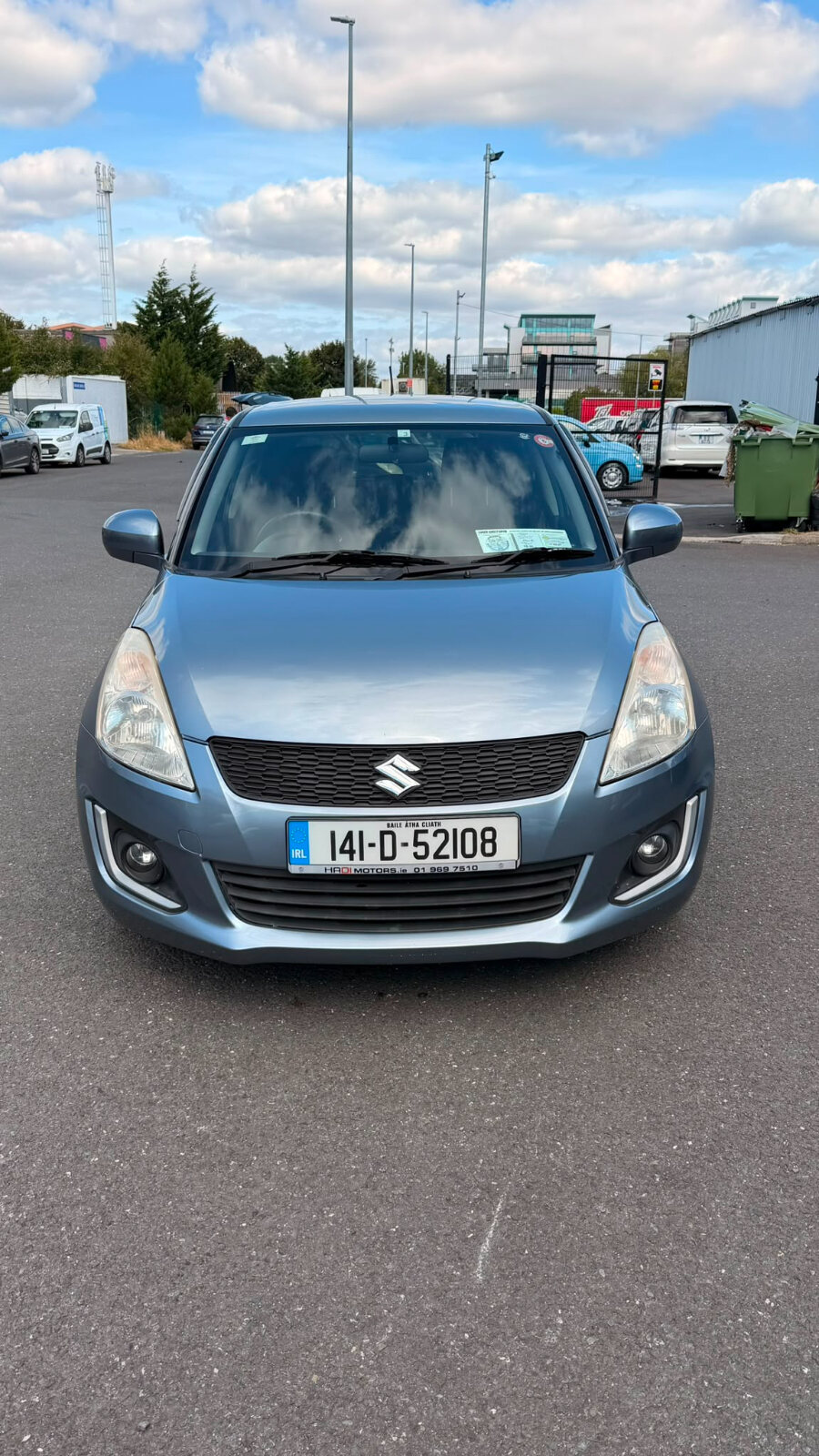 Main car image