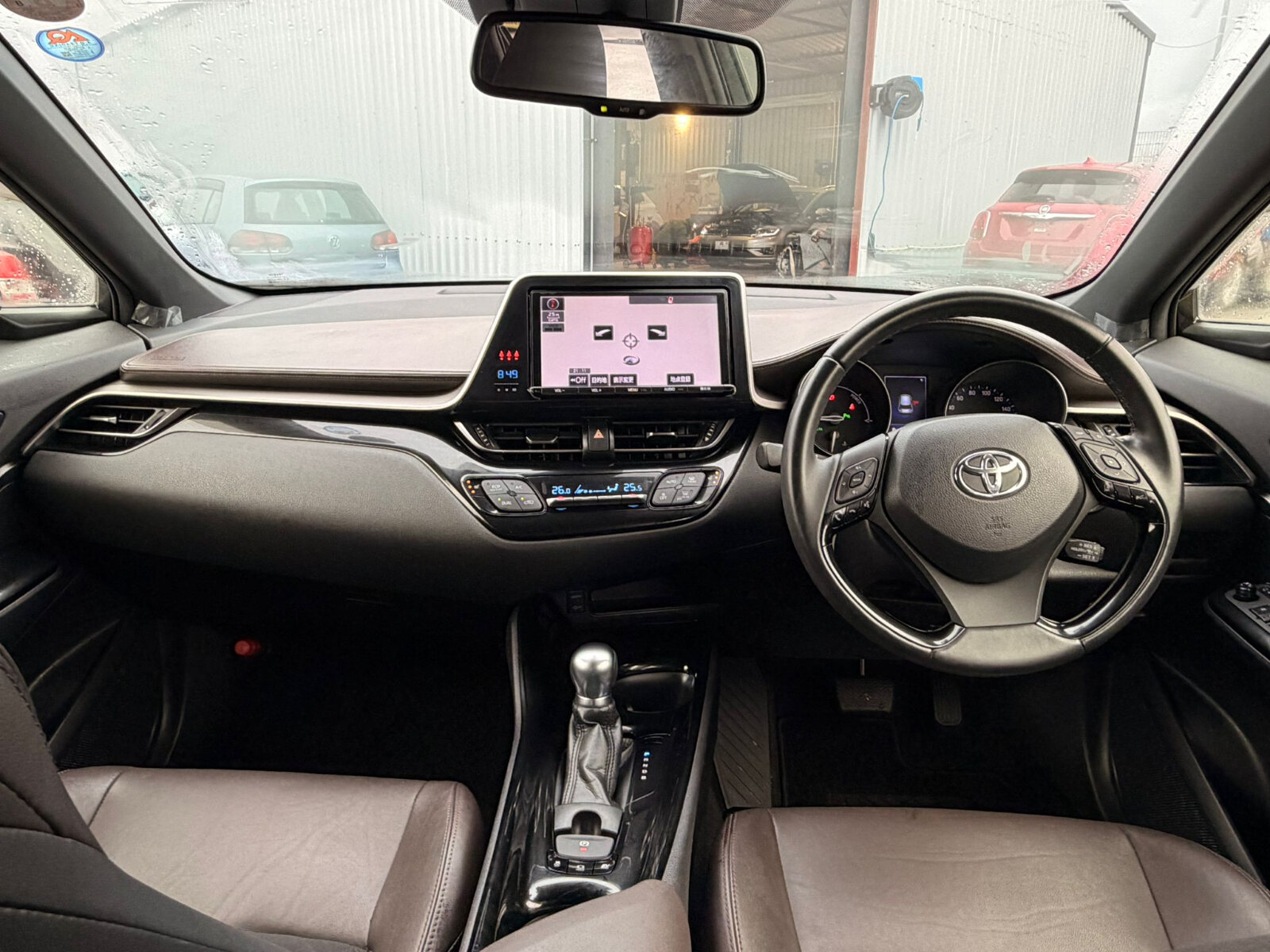 TOYOTA C-HR Hybrid 2017 - Image 9