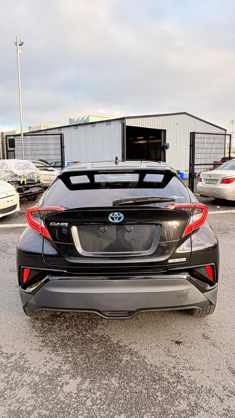 Toyota C-HR Hybrid 2019 - Image 8