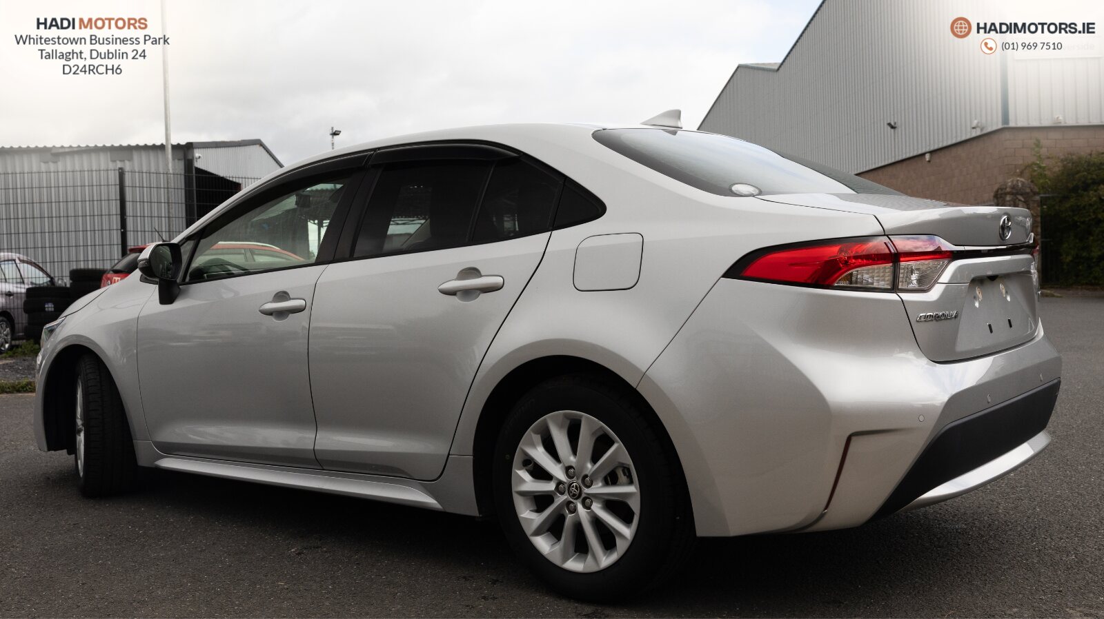 TOYOTA COROLLA 1.8 HYBRID SALOON 2022 SILVER - Image 9