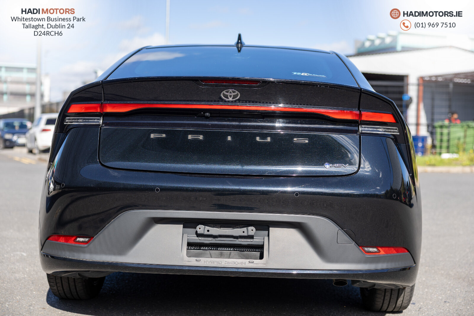 TOYOTA PRIUS 2.0 HYBRID 2023 BLACK - 22,121KM - Image 7