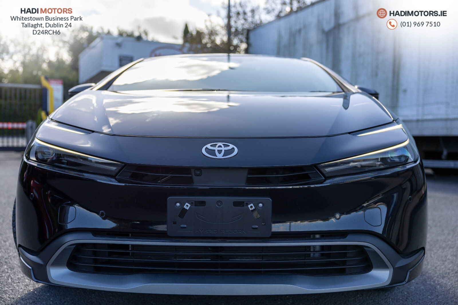 Main car image