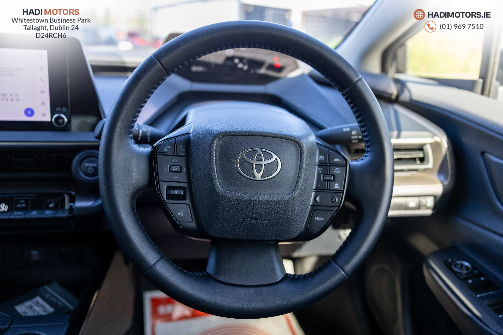 TOYOTA PRIUS 2.0 HYBRID 2023 BLACK - 22,121KM - Image 17