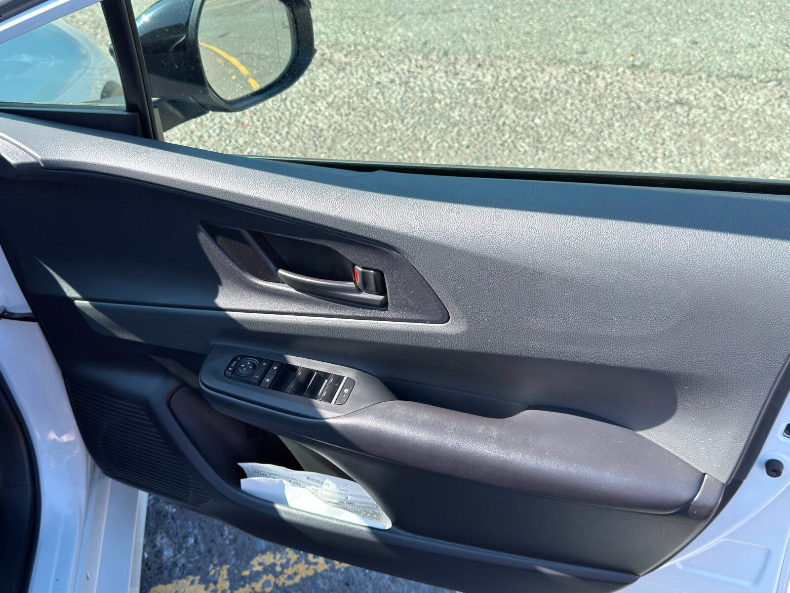 TOYOTA PRIUS 2023 - Image 12