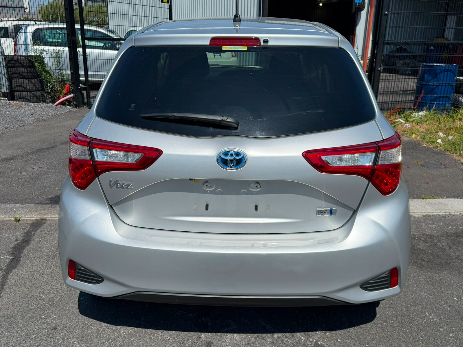 Toyota VITZ 2017 1.5 Hybrid Japanese Import - Image 9