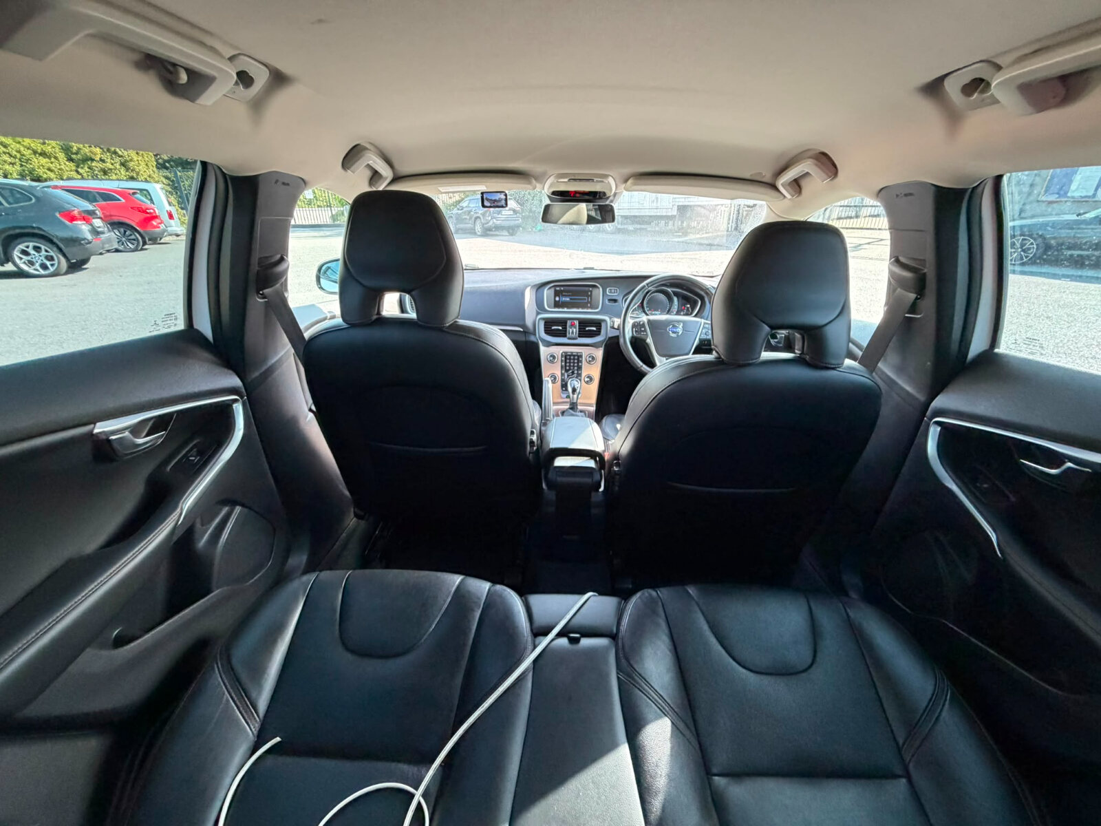 VOLVO V40 2014 WHITE - Image 10